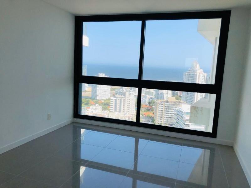 DEPARTAMENTO DE 3 DORMITORIOS EN TORRE ONE, PUNTA DEL ESTE