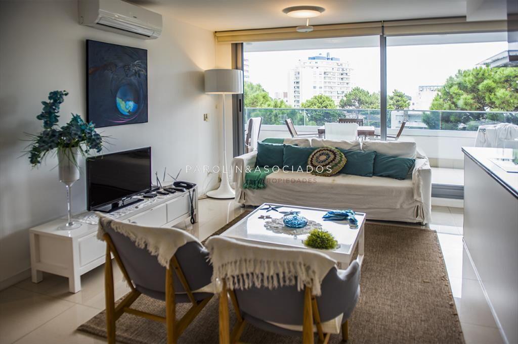 Apartamento en venta de 3 dormitorios en Torre