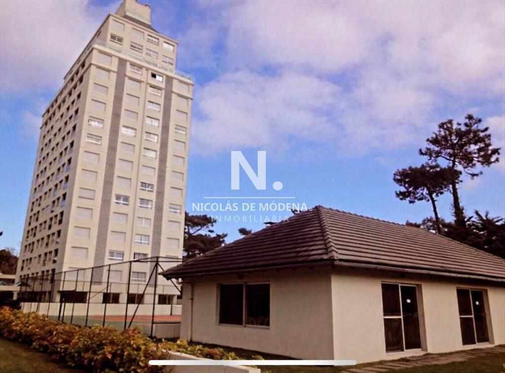 Apartamento en Roosevelt - Punta del Este