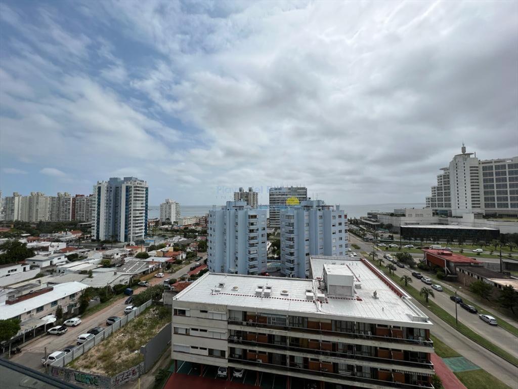 Apartamento en venta de 3 dormitorios en Edificio