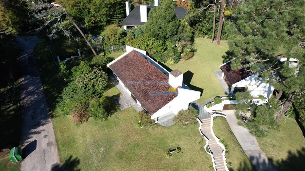 Casa en venta en Lugano, Punta del este, 3 y