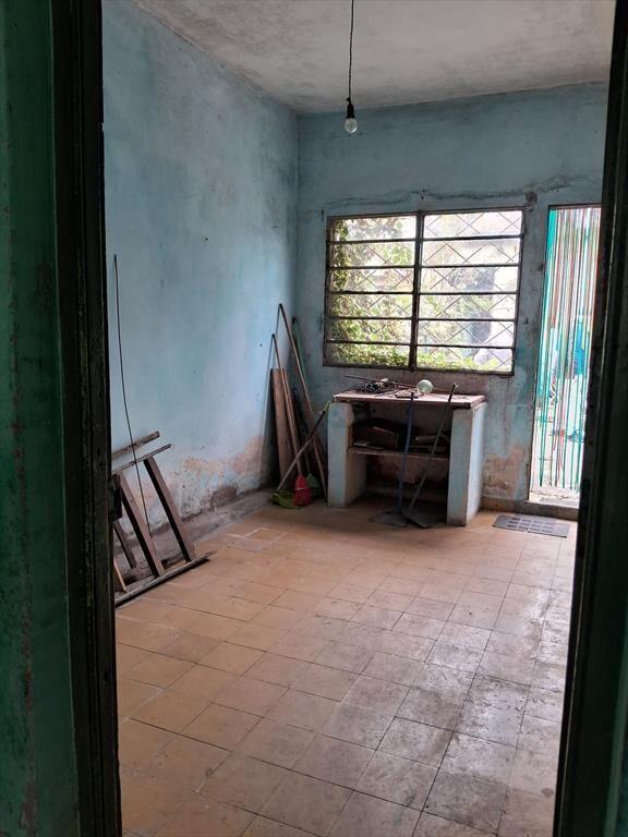 Venta de casa para reciclar en Punta de Rieles.