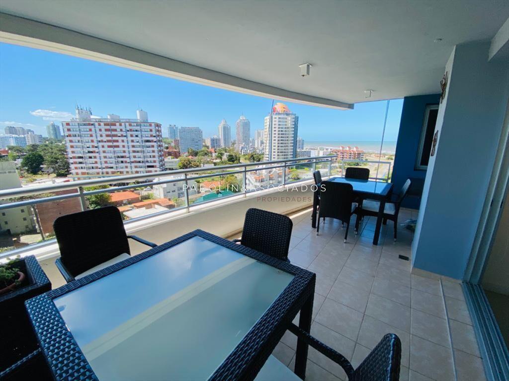 Apartamento de 3 dormitorios en venta, Forest II,