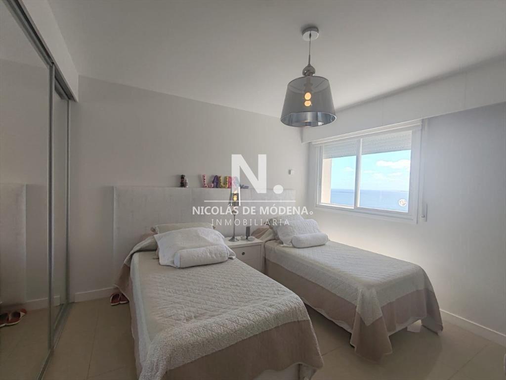 Apartamento de 2 dormitorios en Torre Aquarella