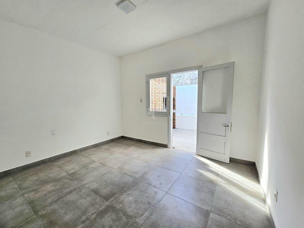 VENTA CASA PARQUE RIVERA -1 DORM - PATIO - PARRILLERO - COC