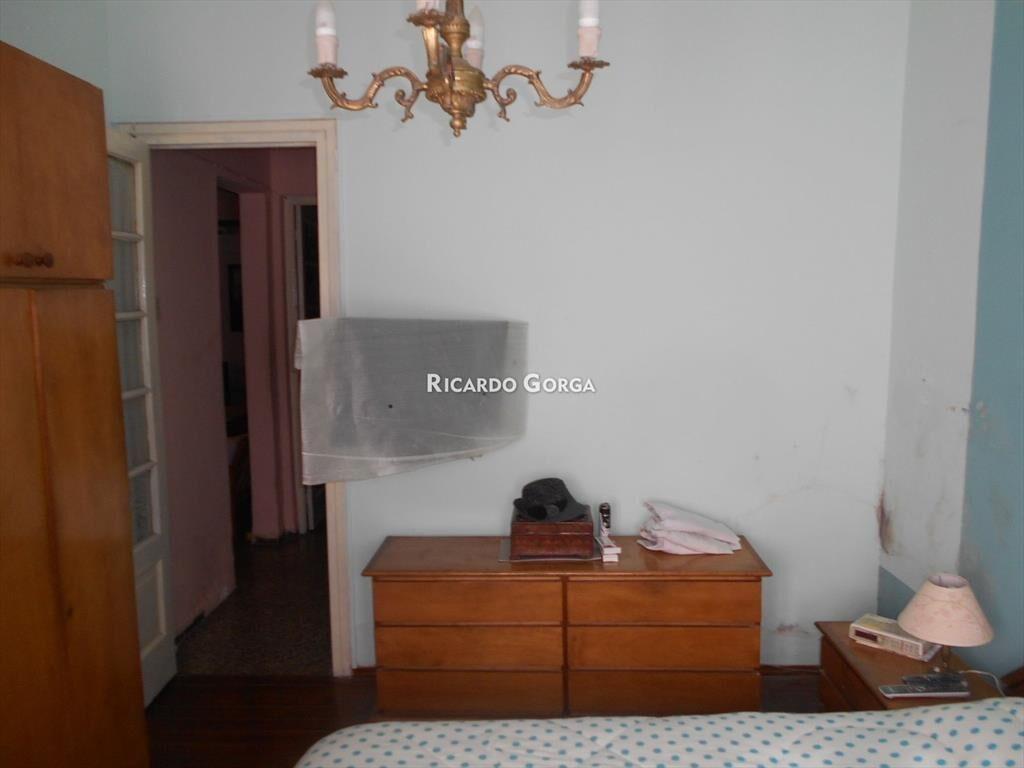 Venta de PU casa + apto todo una planta prox. a Shopping...