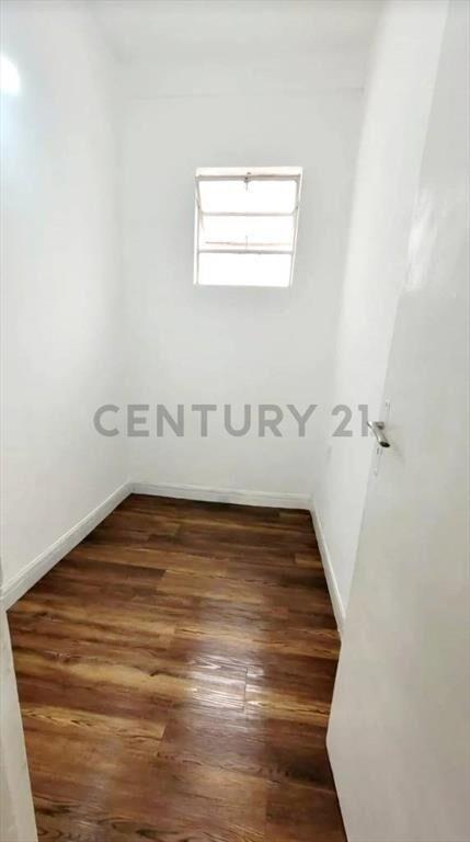 INVERSION  APARTAMENTO CON RENTA $28.000-2do piso ascenso...