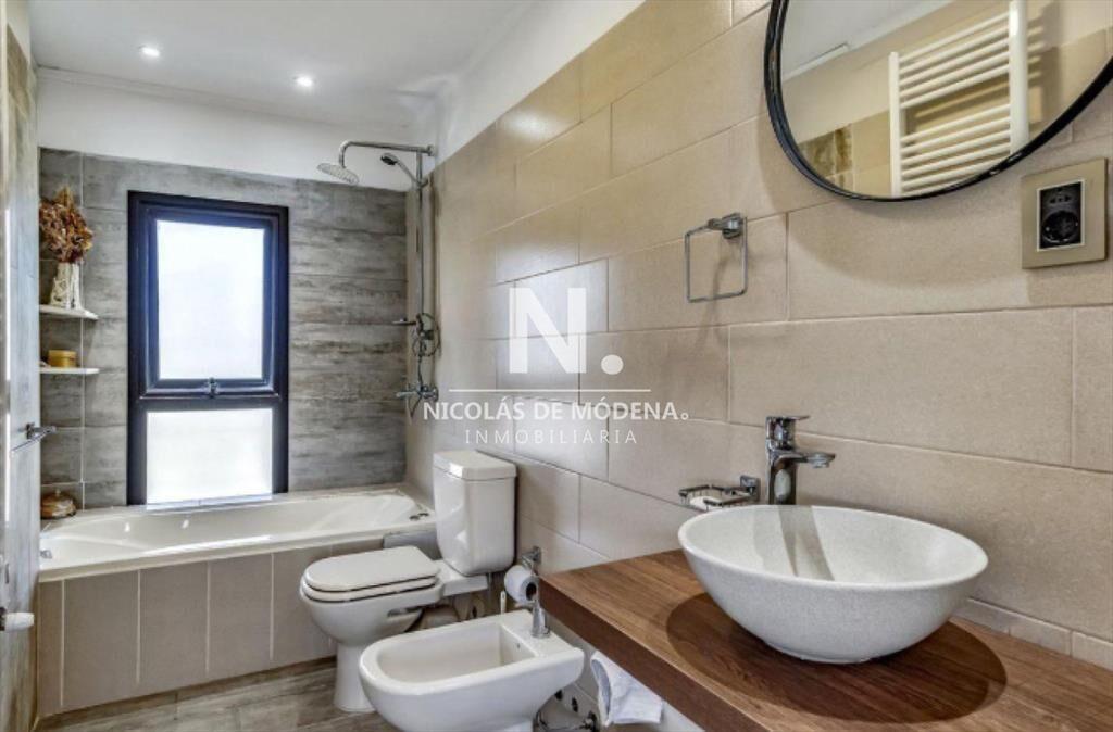Vende casa de 5 dormitorios en el Quijote, La