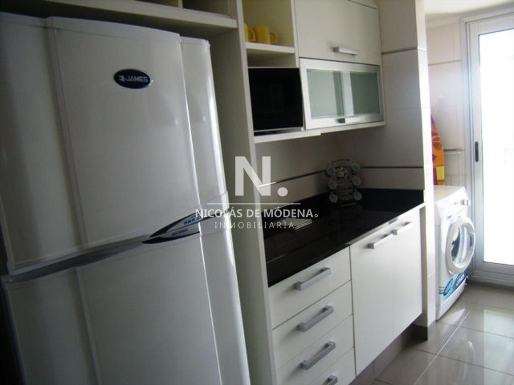 Apartamento en venta de 2 dormitorios en Punta Del Este
