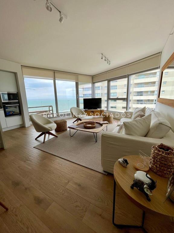 Venta apartamento 2 dormitorios en Torre Trump,