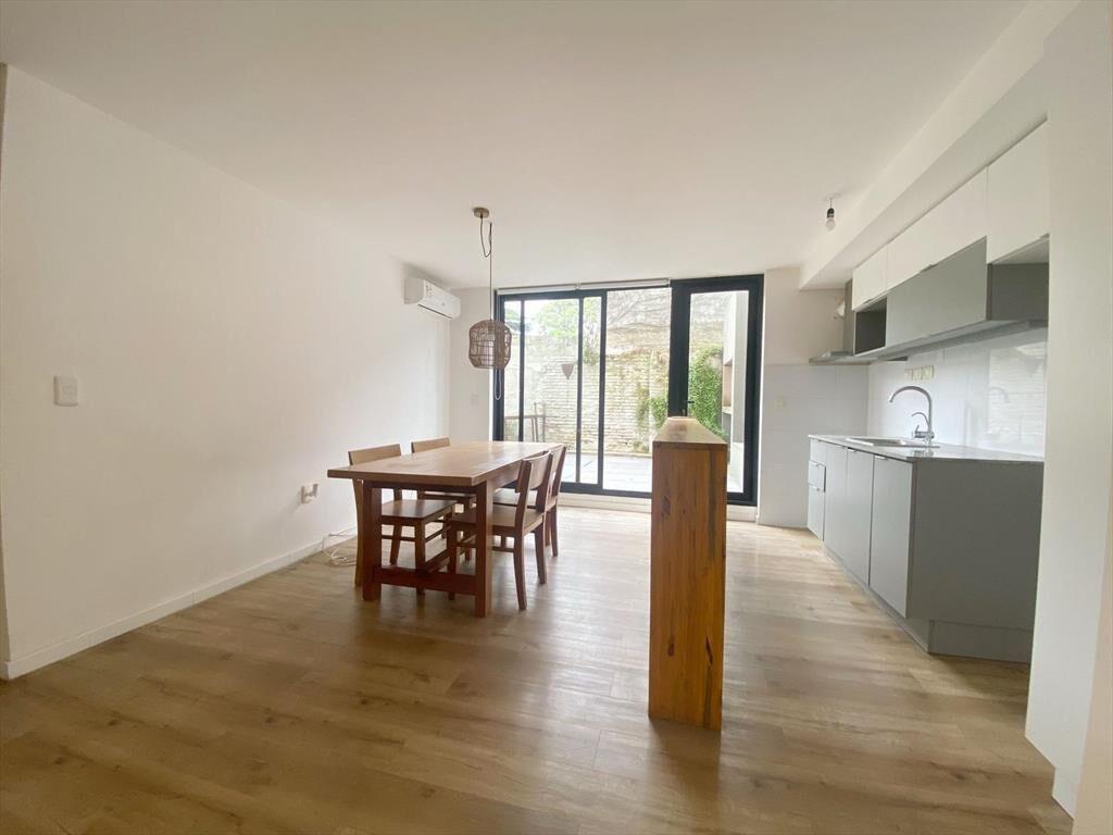 Venta de apartamento  2 Dormitorios en el Prado con Patio c