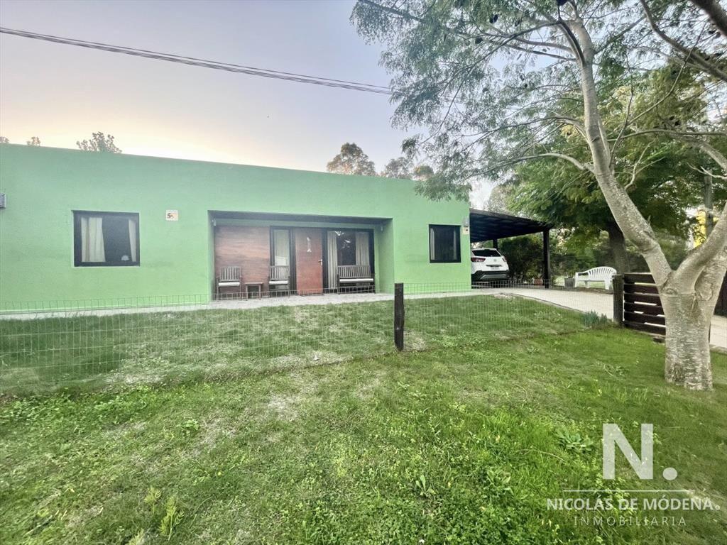 Venta Casa 3 dormitorios 2 baños - Propiedad horizontal -