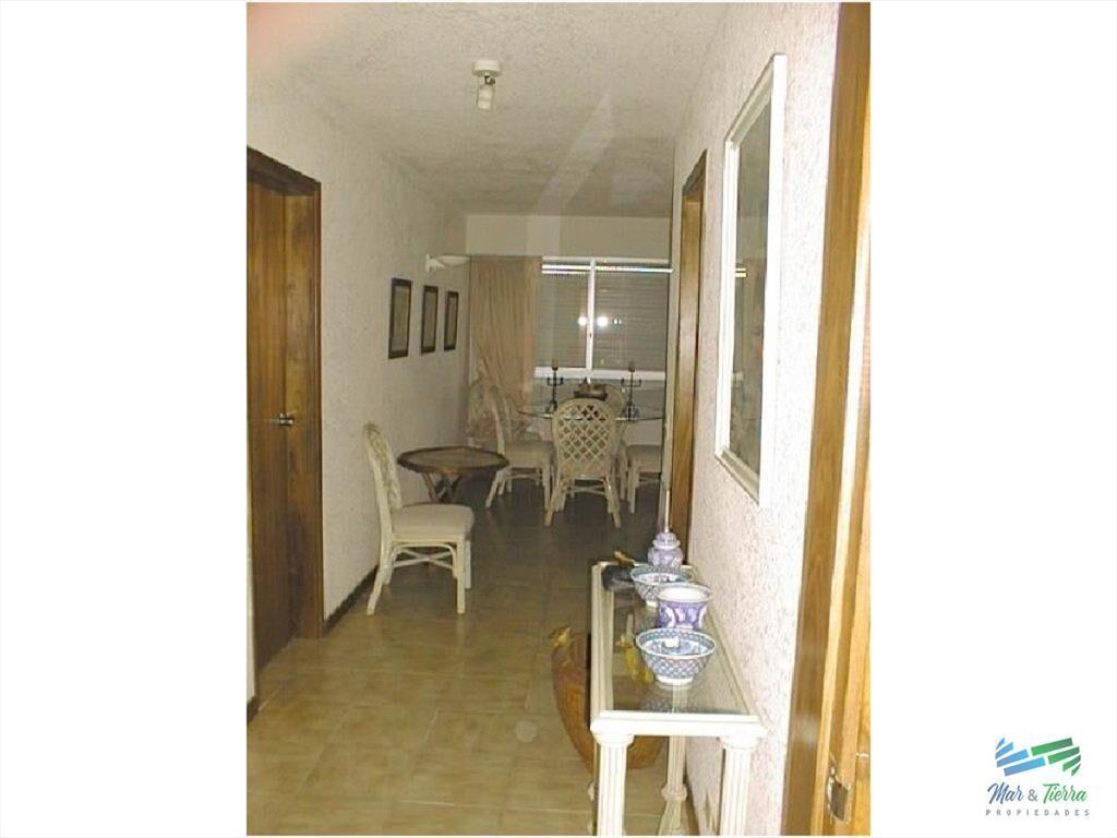 Apartamento en piso alto, torre tradicional en