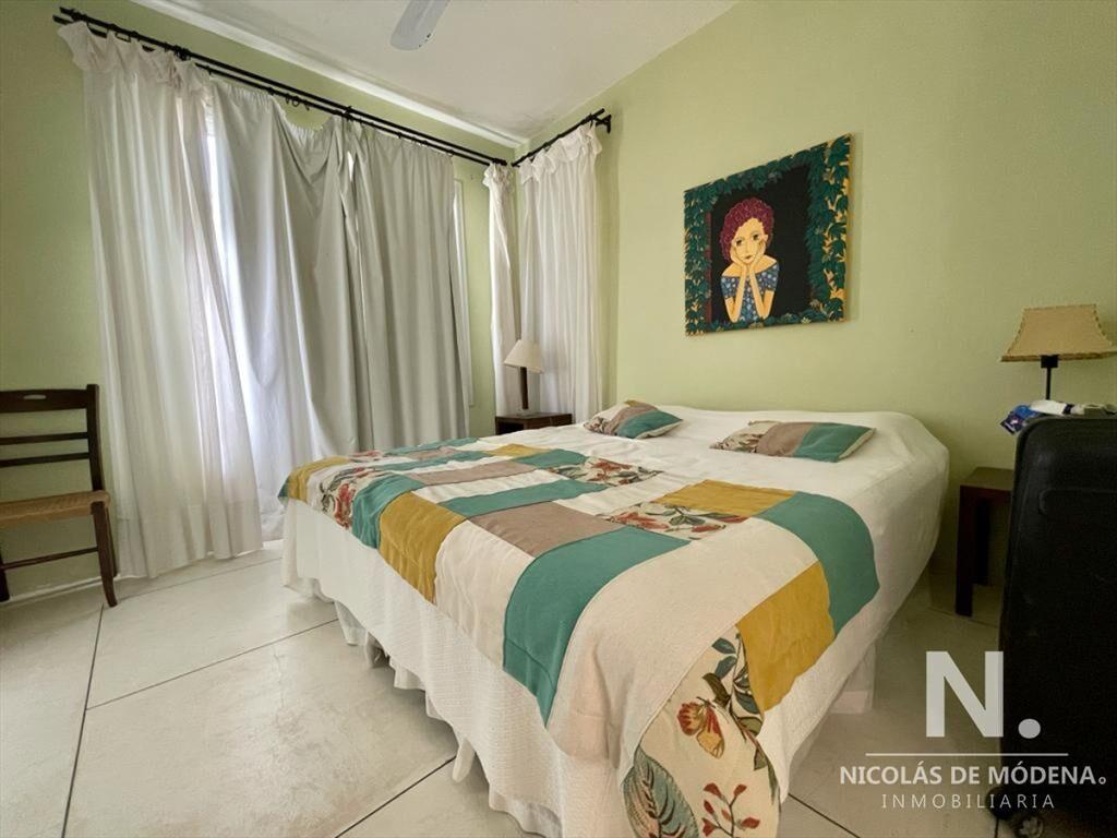 Excelente casa de Cuatro Dormitorios en Laguna Blanca