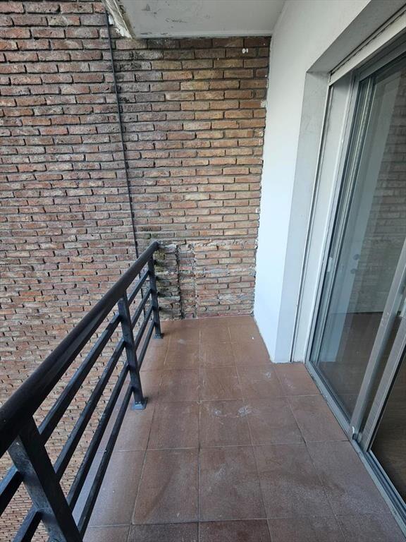 Plaza Gomensoro, vista al mar, luminosa, terraza, 47 m2 !!