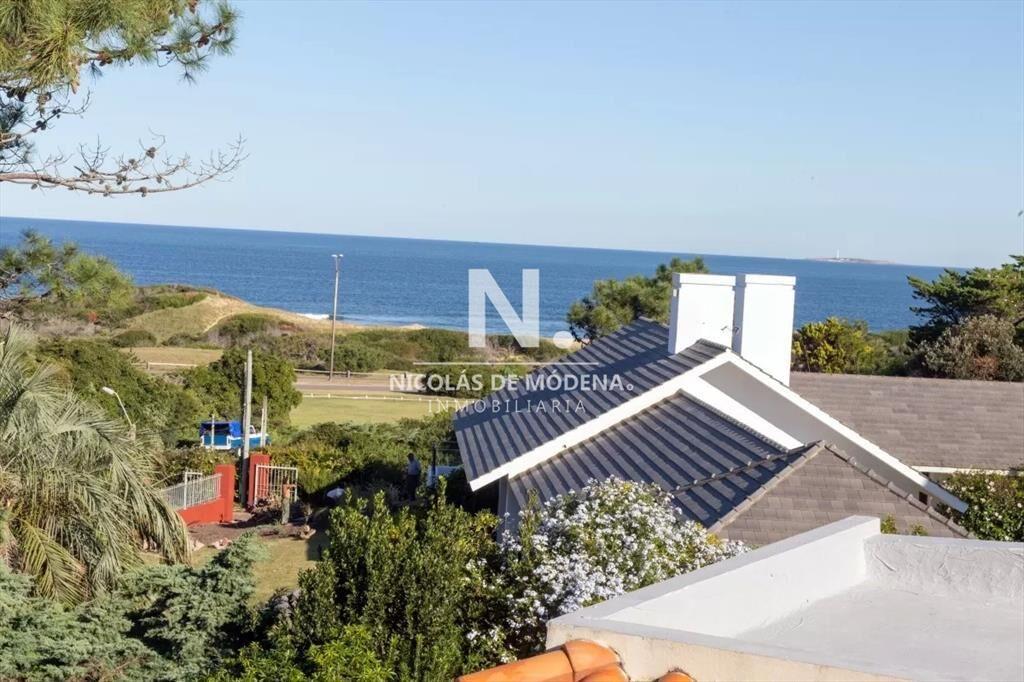 Chalet en venta en San Rafael proximo al mar. 5 +