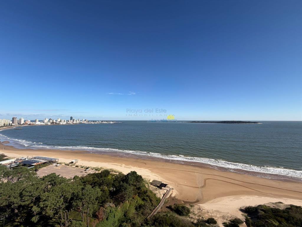 Apartamento en Venta de 3 dormitorios en , Punta