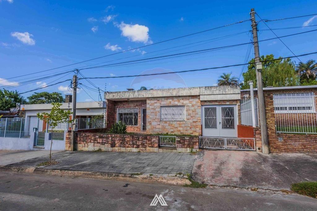 VENTA CASA 3 DORM, 1 B, JARDIN, GALPON, COCHERAS