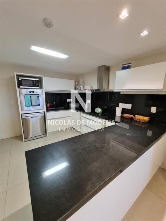 Apartamento de 3 domitorios en suite, frente al