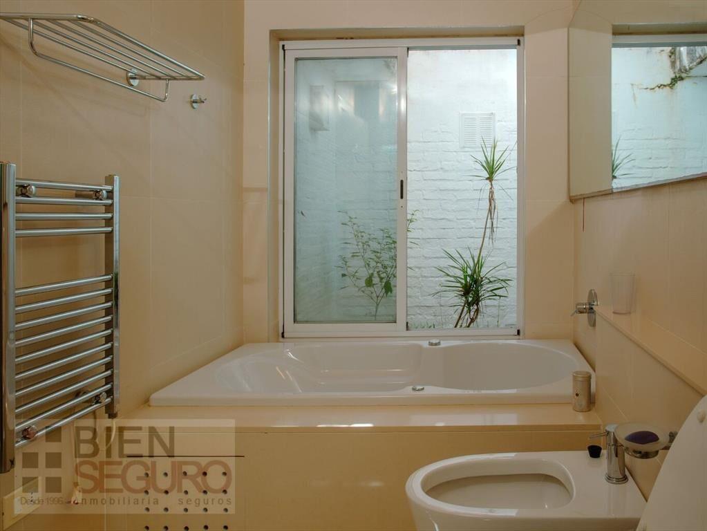 Excelente residencia en Lugano. Más de 1600 m2. Punta del