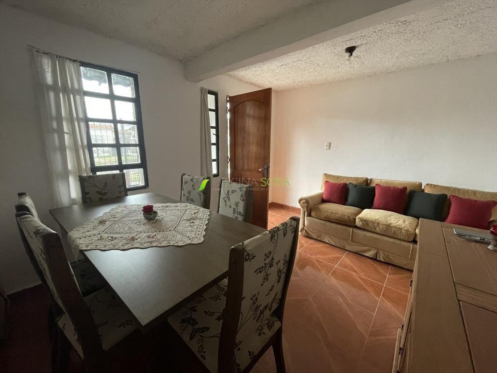 CASA EN COOPEERATIVA CON ENTRADA LATERAL DE VEHICULOS
