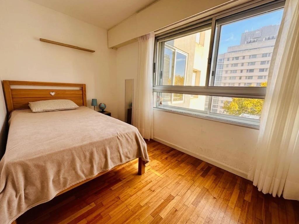 Alquiler apartamento de 2 dormitorios con muebles, Punta Car