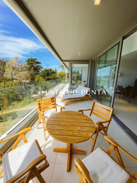 Exclusivo, 3 suites en mas dependencia en Rincón