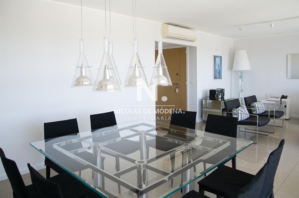 Hermoso departamento en venta. Alexander