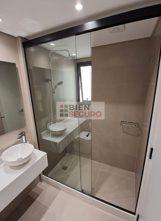 Penthouse de 2 dormitorios en alquiler en Carrasco Norte. C