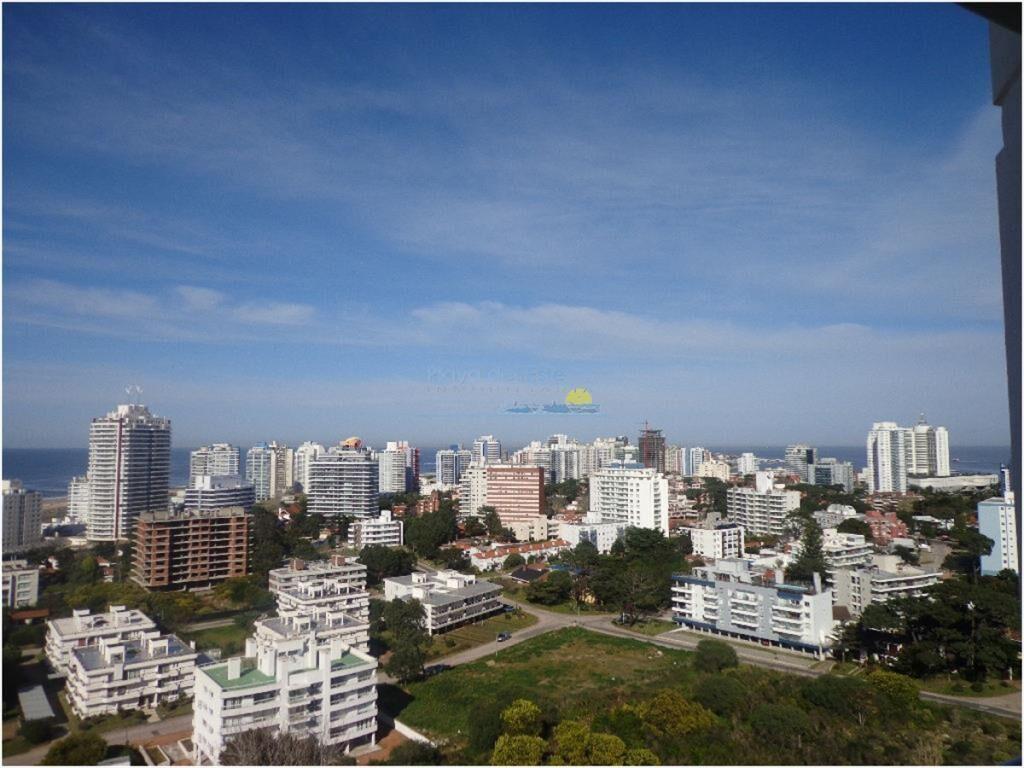 Apartamento en Venta de 2 dormitorios en Punta ,