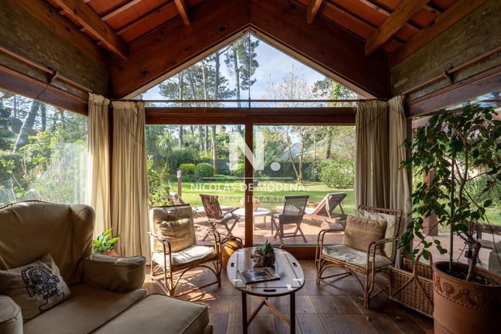 Vende casa de 3 dormitorios, con parrillero y en