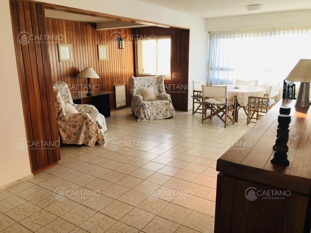 Apartamento en Peninsula, 2 dormitorios *