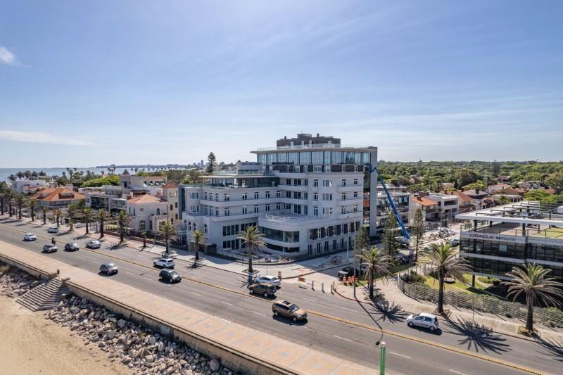 ALQUILER o VENTA - OFICINAS DE CATEOGRIA - CARRASCO