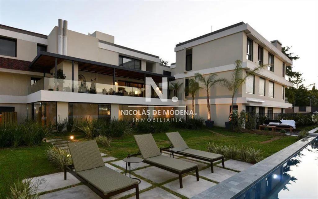 Venta Exclusivo Apartamento de 3 Dormitorios Con