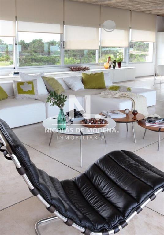 Excepcional casa en PRIMERA lÃ­nea JOSÃ? IGNACIO
