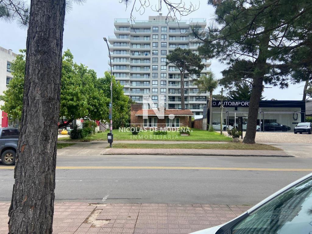 Venta Av Italia Pda 5 zona comercial casa local