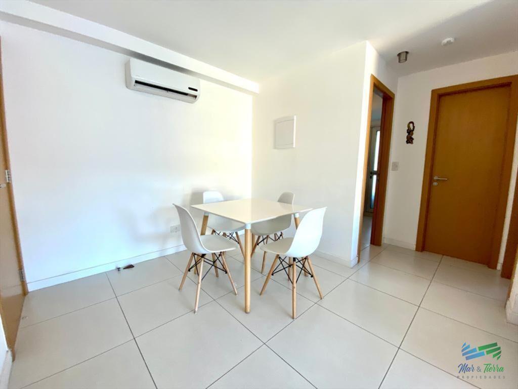 ALQUILER ANUAL, EDIFICIO CON SERVICIOS, 1 DORMITORIO, PUNTA