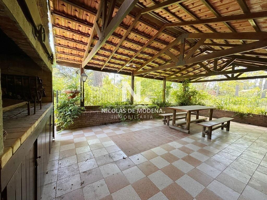 Vende casa en Jardines de Cordoba Punta del Este