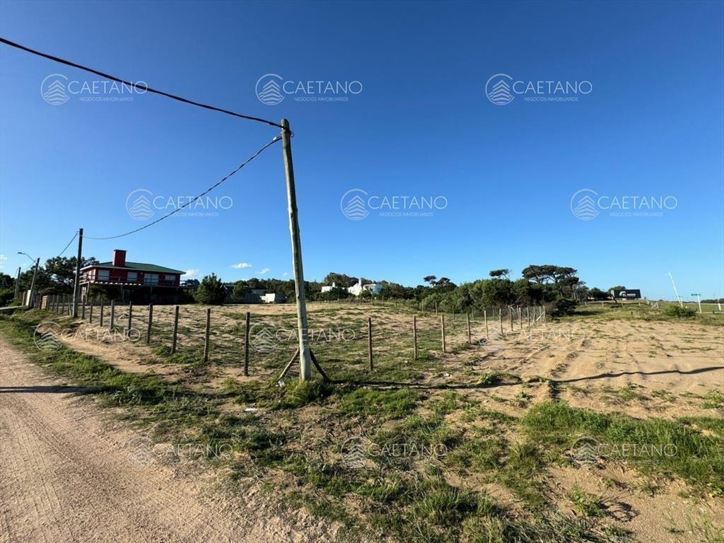 Venta terreno primera linea. Balneario Buenos