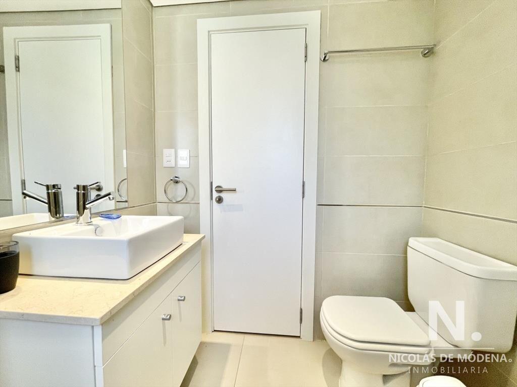 Playa Mansa Punta del Este Apartamento con Parrillero