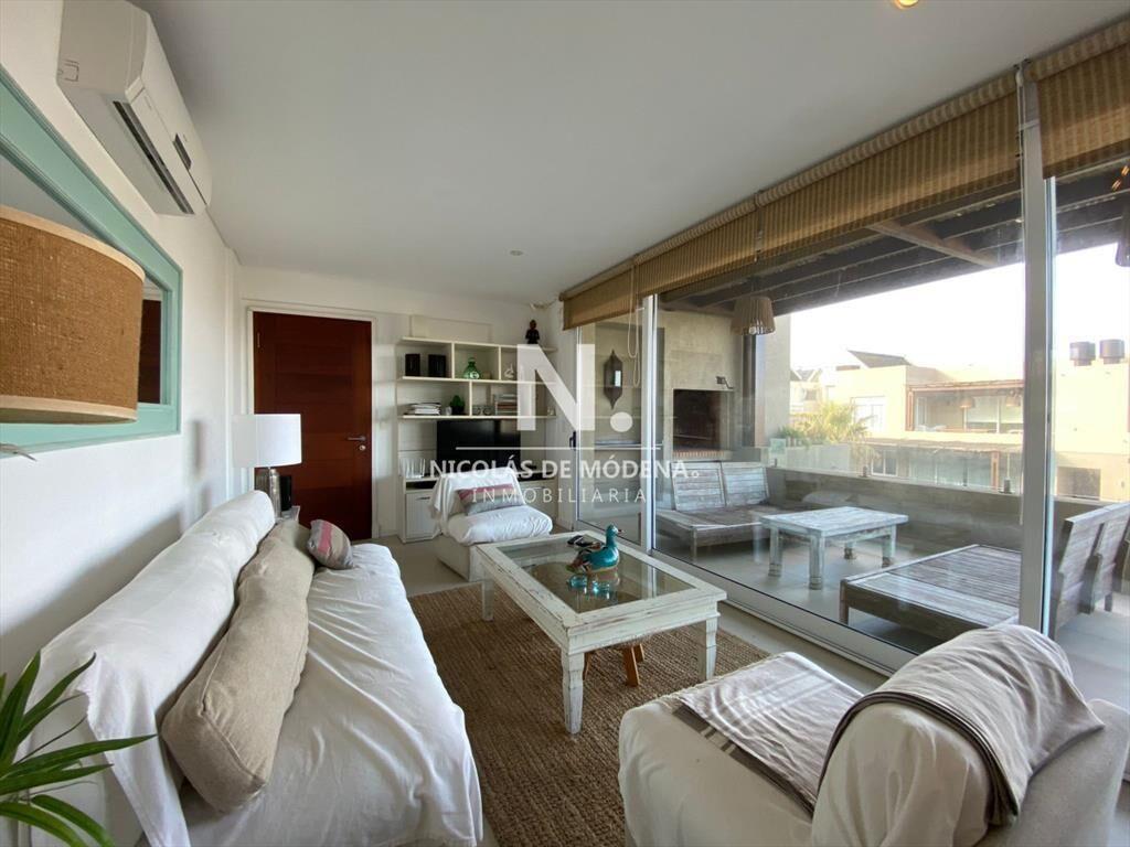 Apartamento de 3 dormitorios 2 baños