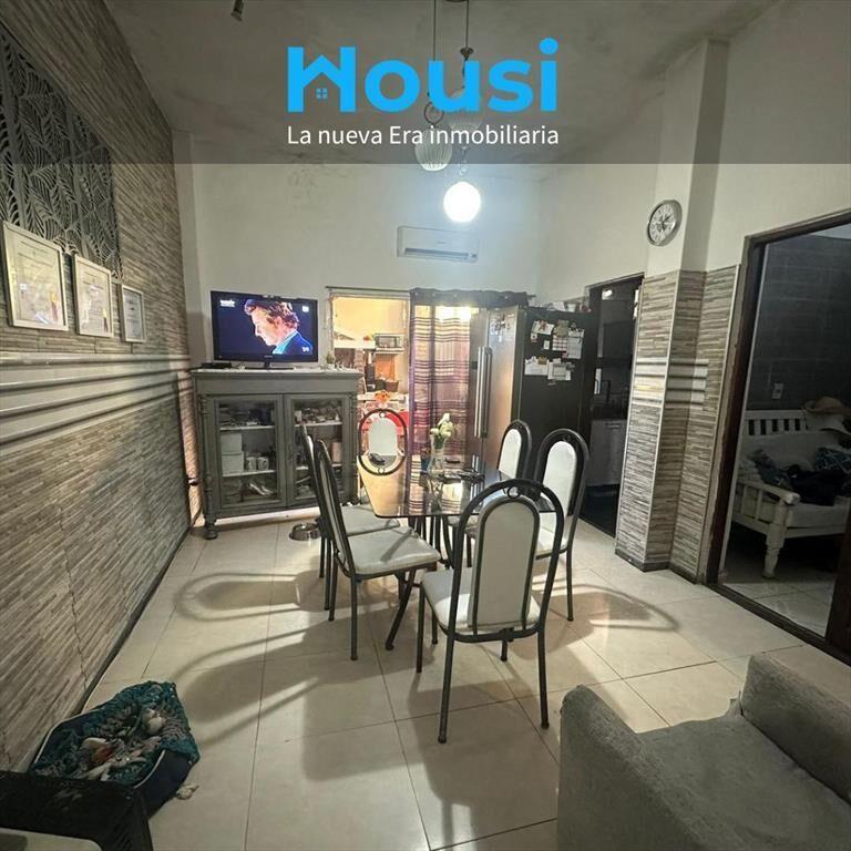 Casa en venta, padrón único, 3 dormitorios, cochera y parri