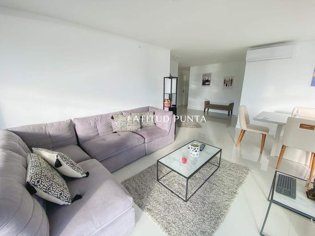 Apartamento en Mansa, 3 suites