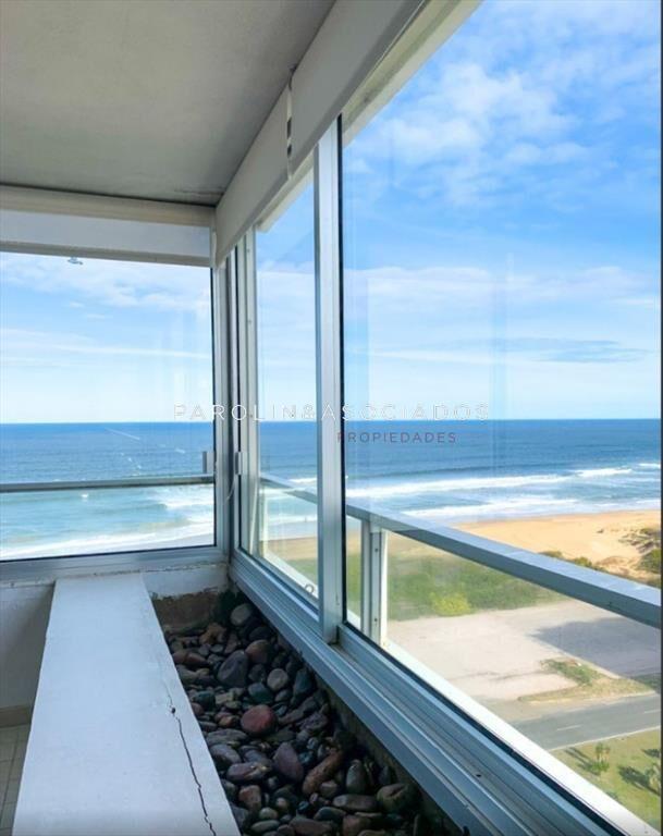 Apartamento de 3 dormitorios en Tiburón l Playa