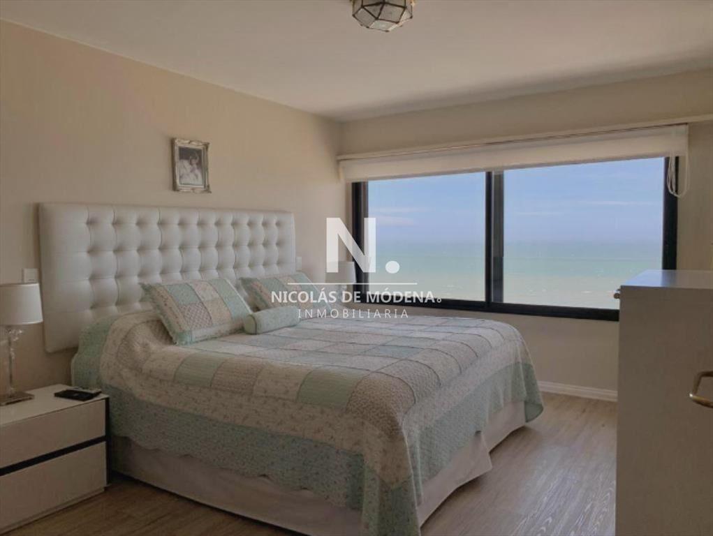 Vende apartamento en Península - Punta del Este