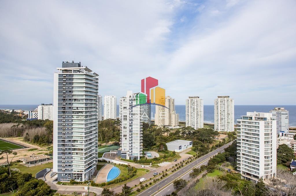 Se vende apartamento en ocean drive II de 3 Punta