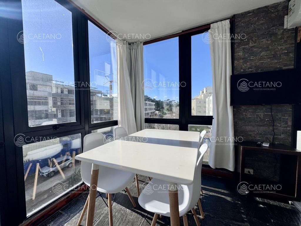 Venta apartamento 2 dormitorios, Playa Brava -