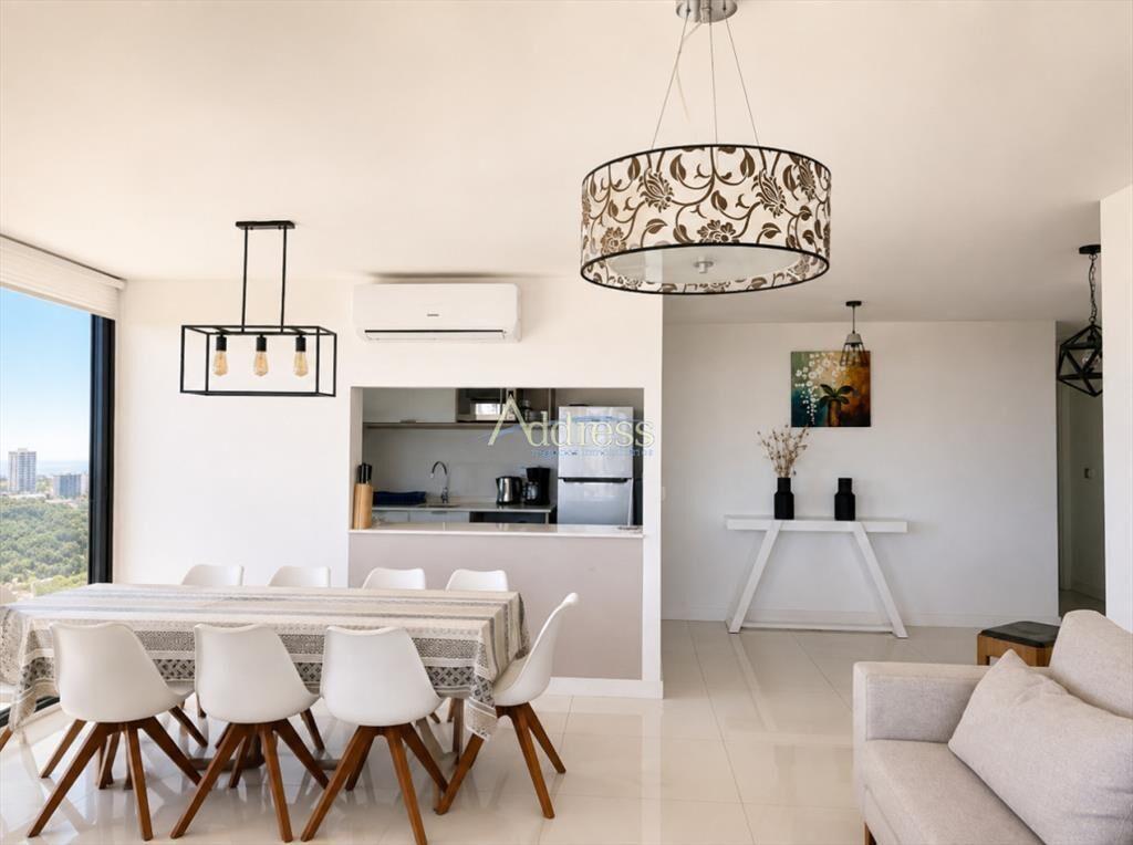 Exclusivo apartamento de 3 dormitorios con vistas