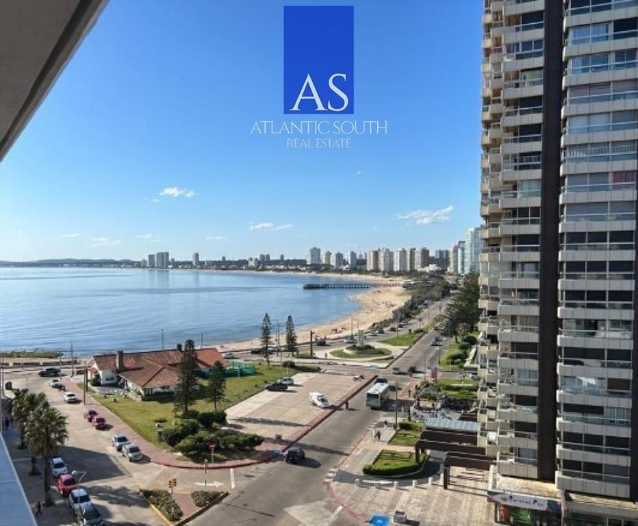 Apartamento 1 dormitorio con vista al mar y en