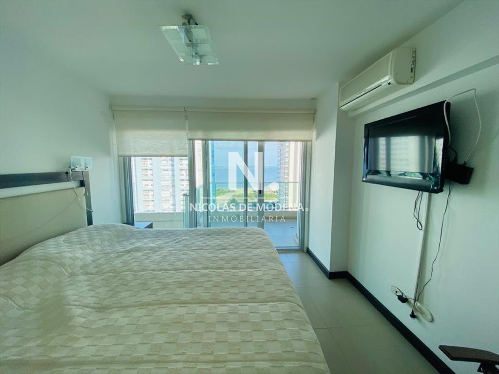 Departamento de 3 dormitorios en Mansa Punta del
